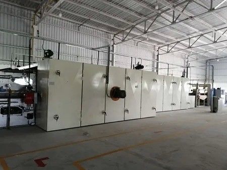 Yüksek Eşitlik Çatı Termal Bağlama Makinesi Sıcak İzole Yumurta Üretim hattı